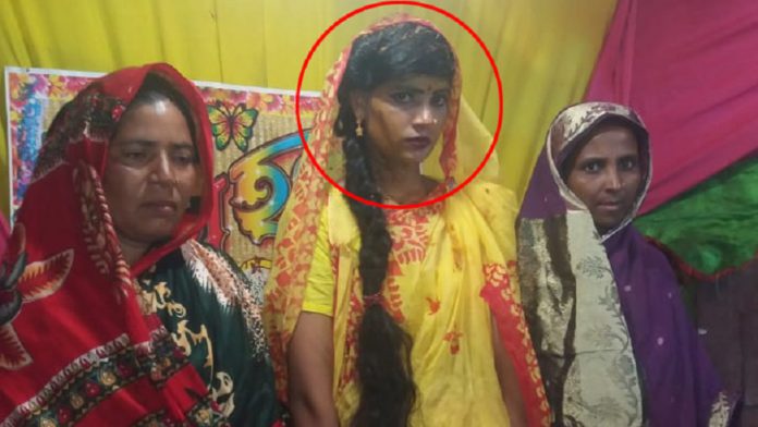 manikchari গৃহবধূ