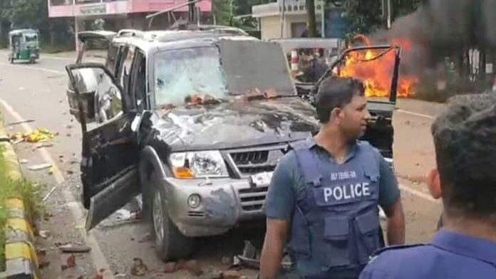 Raozan bnp cruush রাউজান