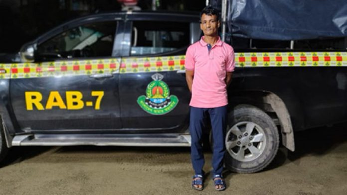 পলাতক