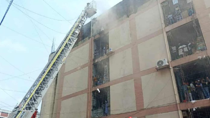 market fire আগুন