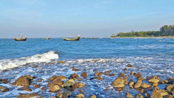 পর্যটক