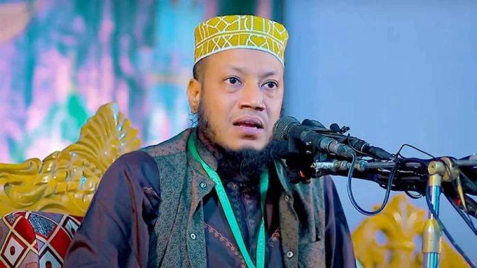 mufti amir hamja arrest মুফতি