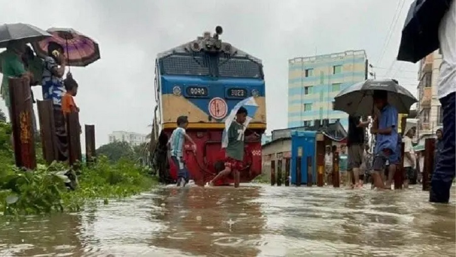 রেল